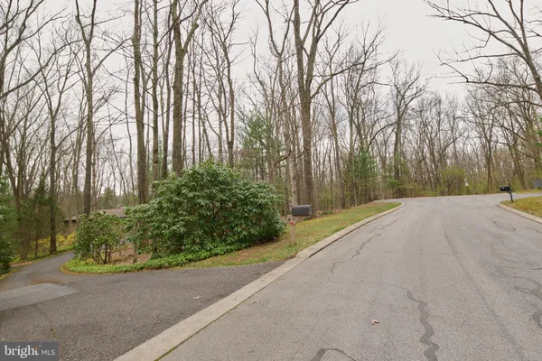 $873,900 | 576 East Shadow Lane, State College, PA 16803