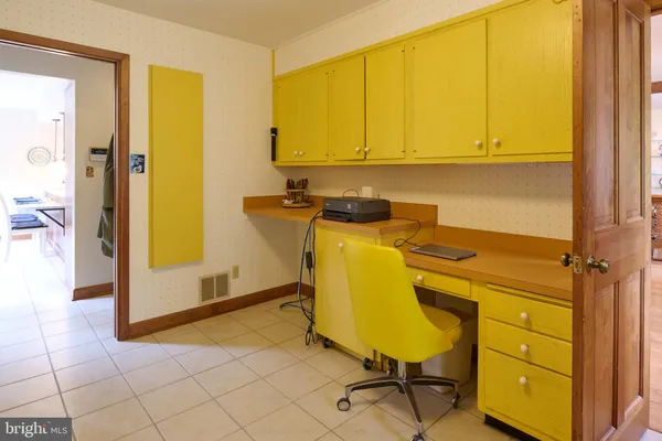 a view of a big room with closet area