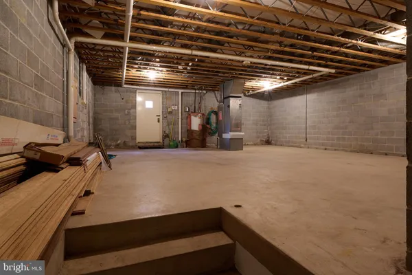 $873,900 | 576 East Shadow Lane, State College, PA 16803