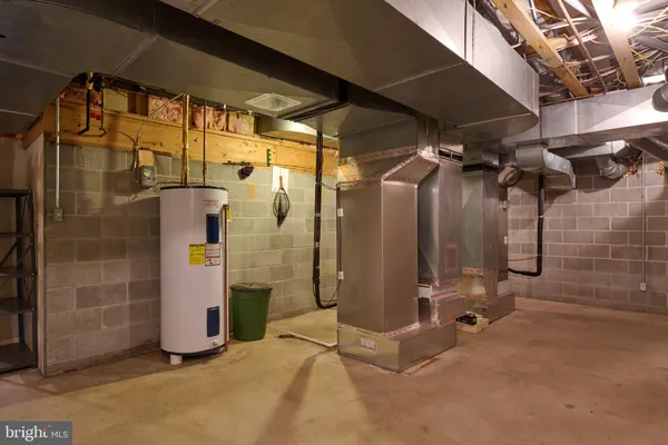 $873,900 | 576 East Shadow Lane, State College, PA 16803