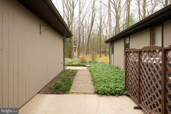 $873,900 | 576 East Shadow Lane, State College, PA 16803