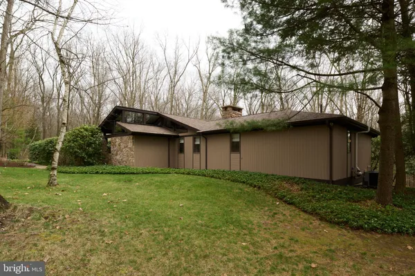 $873,900 | 576 East Shadow Lane, State College, PA 16803