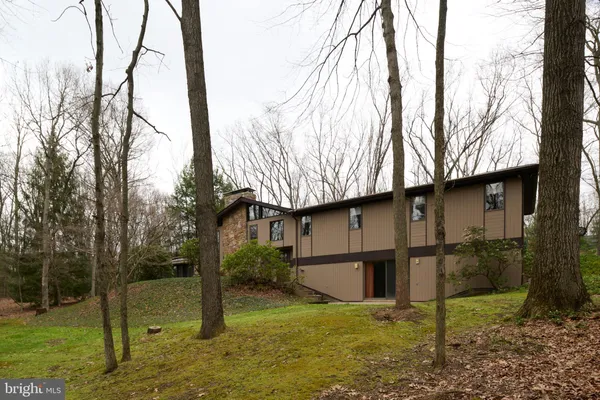 $873,900 | 576 East Shadow Lane, State College, PA 16803