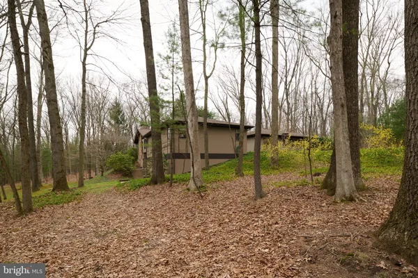 $873,900 | 576 East Shadow Lane, State College, PA 16803