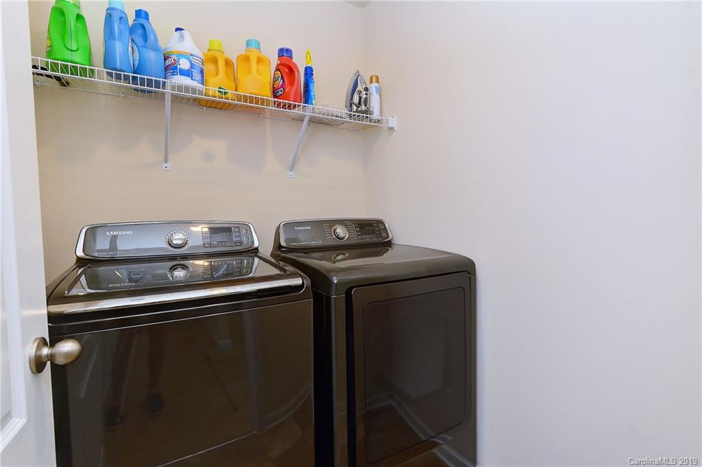 9537 Weikert Road Charlotte, NC 28215 - Photo 29 of 31 a utility room with dryer and washer