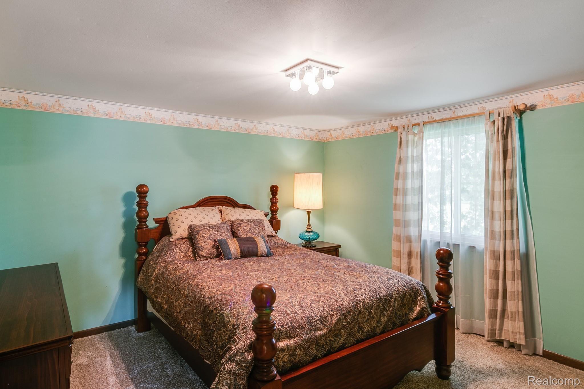 1428 Walnut Ridge Circle Canton, MI 48187 - Photo 27 of 32 IMG_0356.jpg