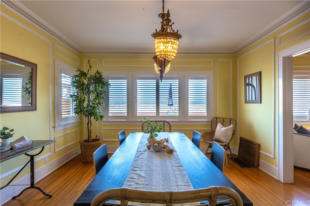 4 64th Place Long Beach, CA 90803 - Photo 10 of 58 Take in views of Catalina while you enjoy meals together