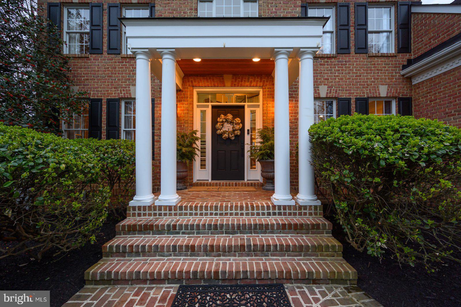 927 Hilltop Road Arnold, MD 21012 - Photo 6 of 75