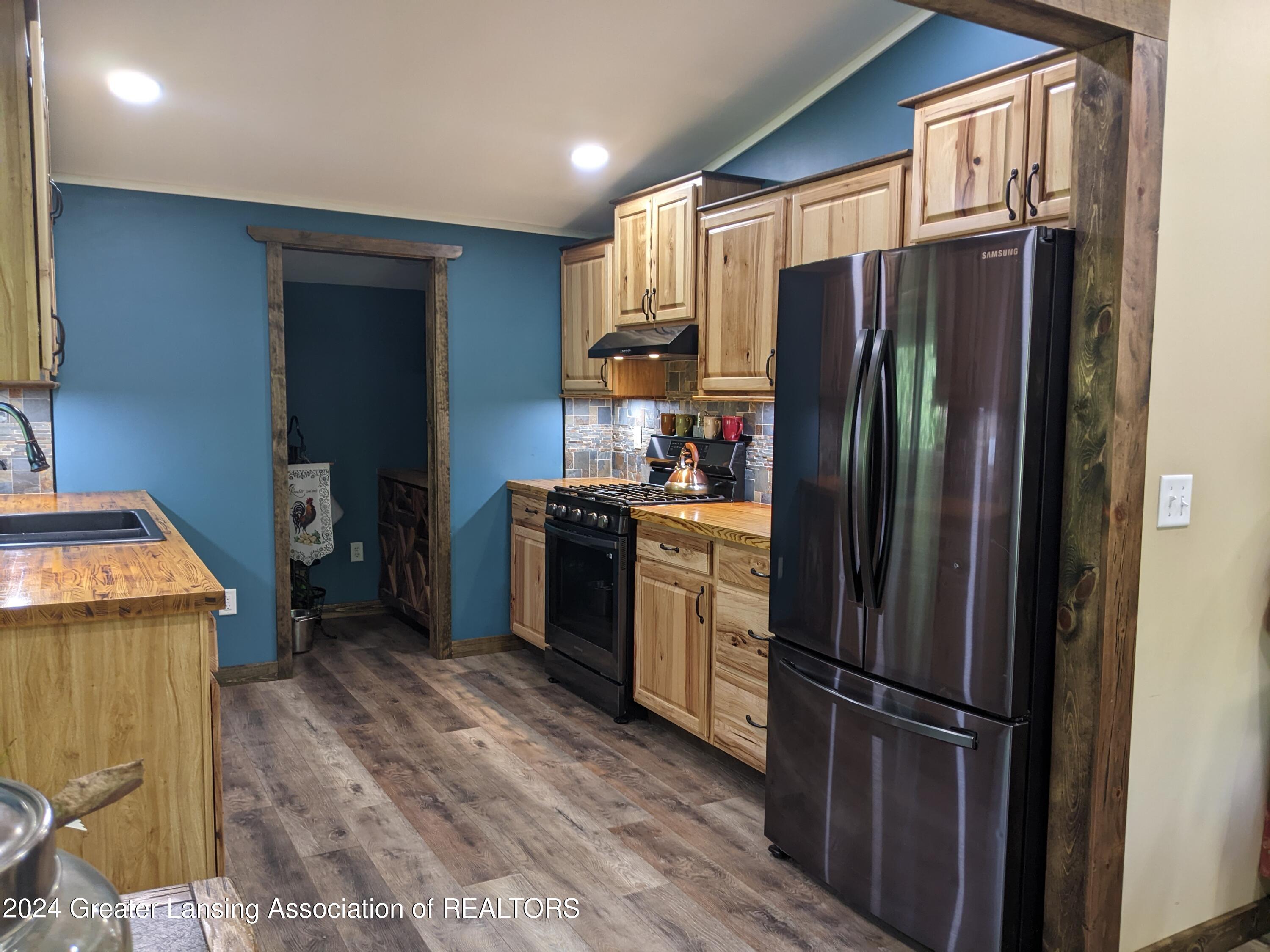13136 South Francis Road Dewitt, MI 48820 - Photo 16 of 50 30