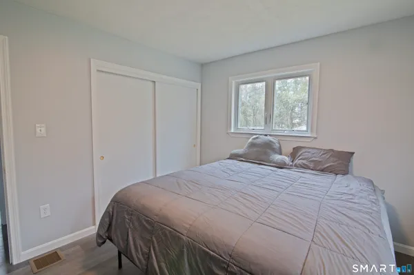 $450,000 | 160 Babcock Road, North Stonington, CT 06359