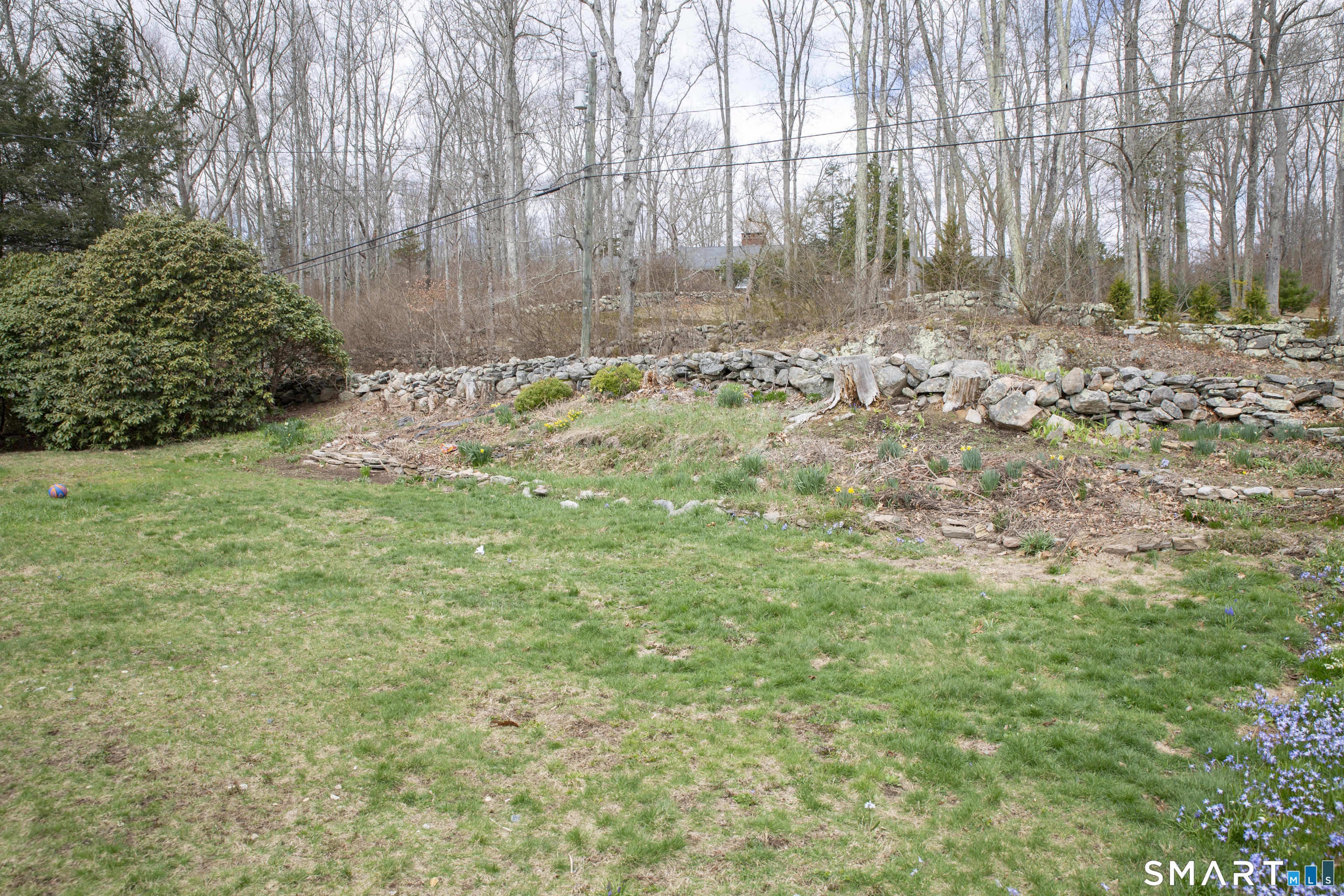 160 Babcock Road North Stonington, CT 06359 - Photo 2 of 24