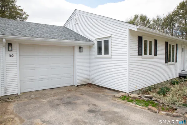 $450,000 | 160 Babcock Road, North Stonington, CT 06359
