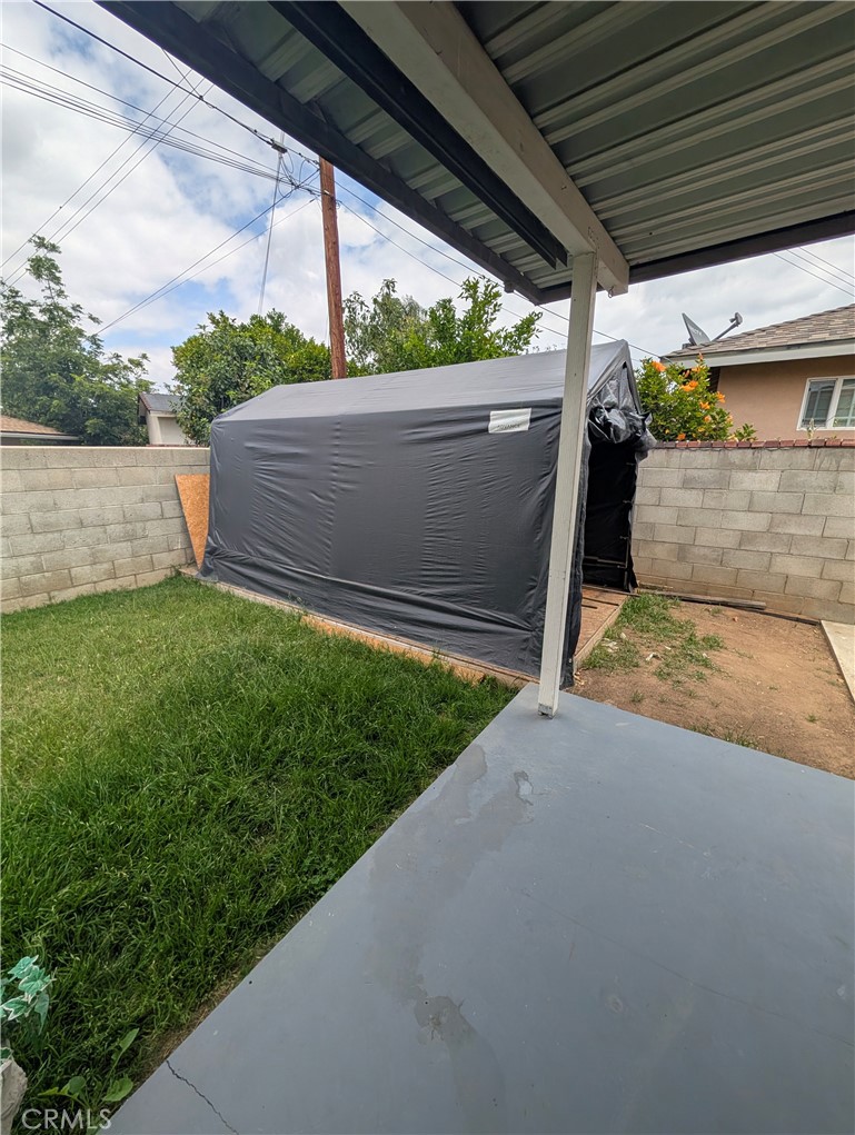 8641 Garfield Street Riverside, CA 92504 - Photo 19 of 19 a view of backyard with green space