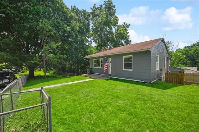 $200,000 | 919 Walnut Street, Leavenworth, KS 66048