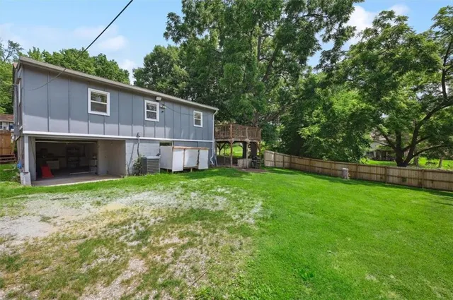 $219,900 | 919 Walnut Street, Leavenworth, KS 66048