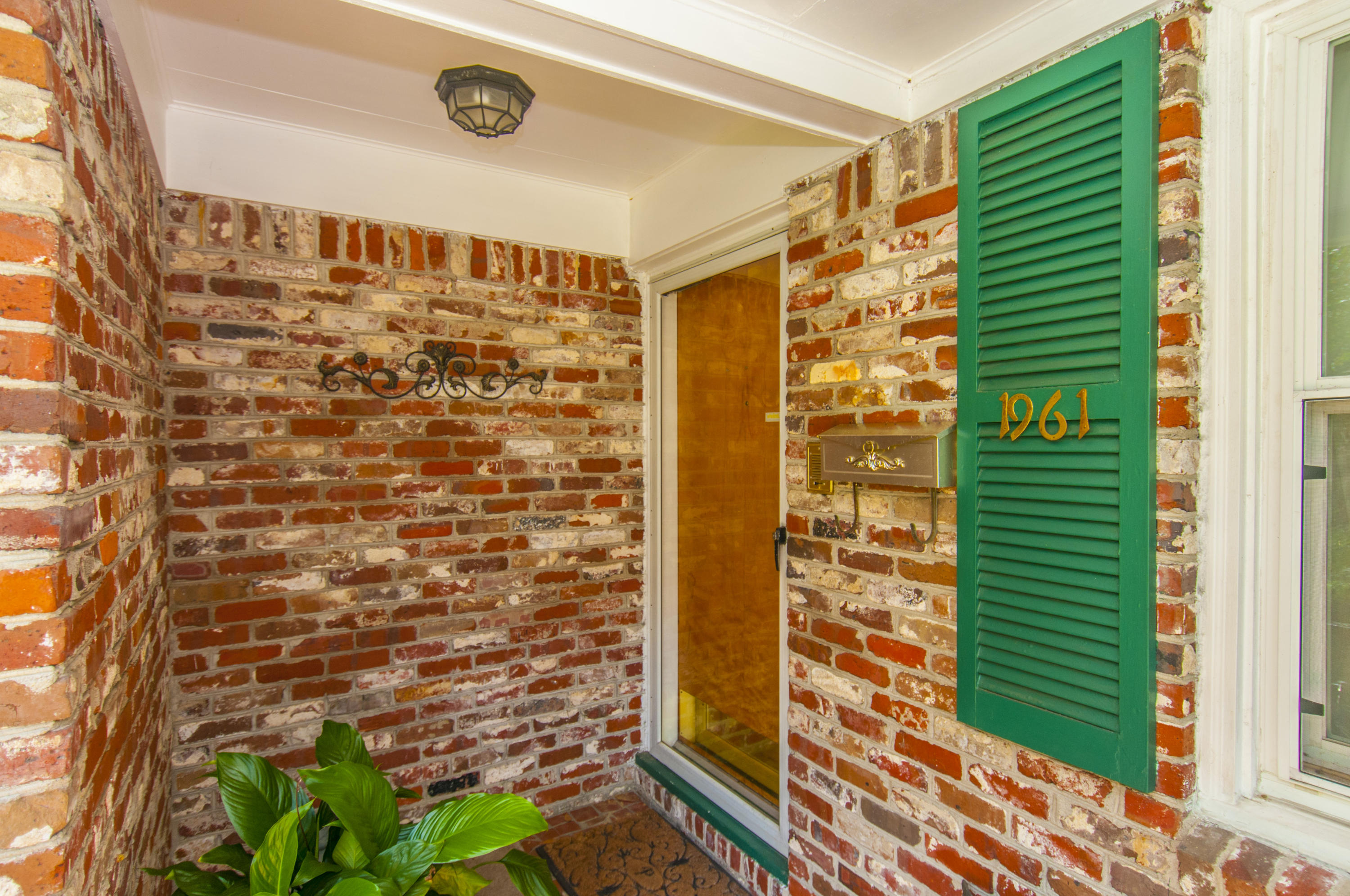 1961 Campion Hall Road Charleston, SC 29407 - Photo 3 of 39 front porch