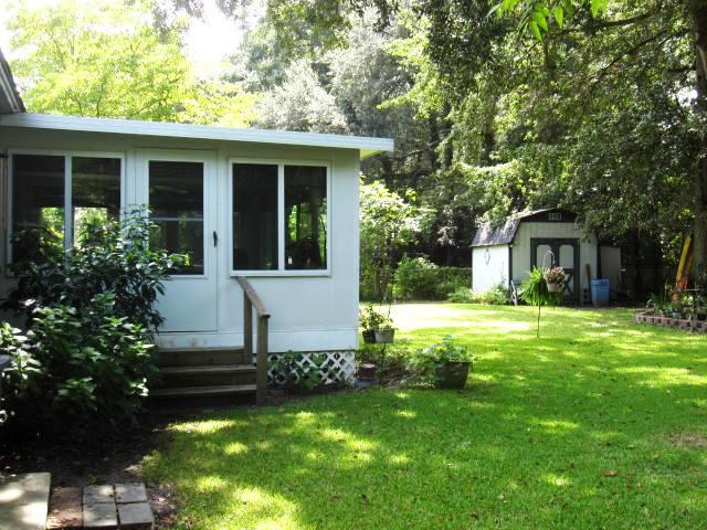 1961 Campion Hall Road Charleston, SC 29407 - Photo 6 of 39 Sunroom & Storage