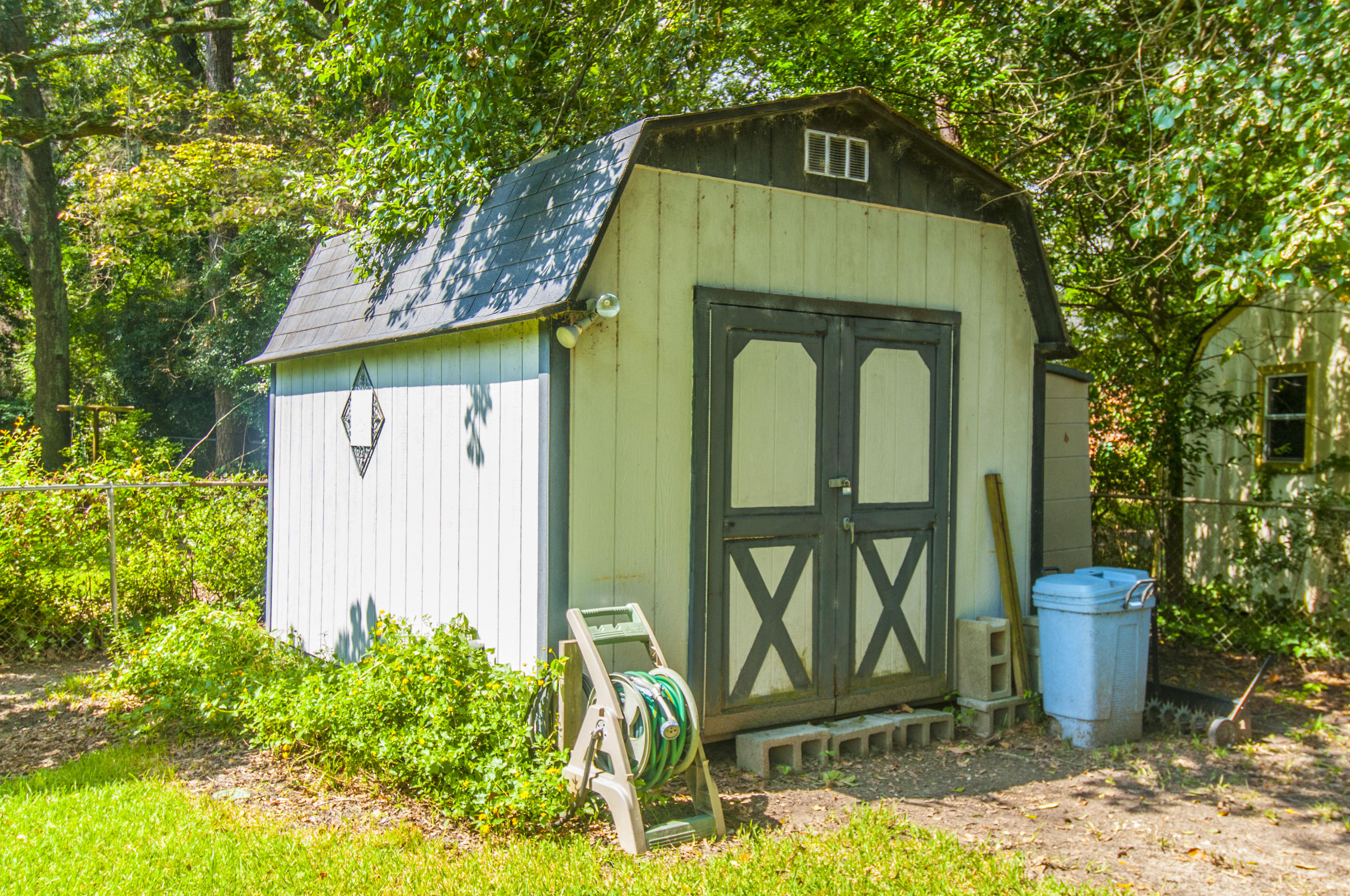 1961 Campion Hall Road Charleston, SC 29407 - Photo 10 of 39 shed