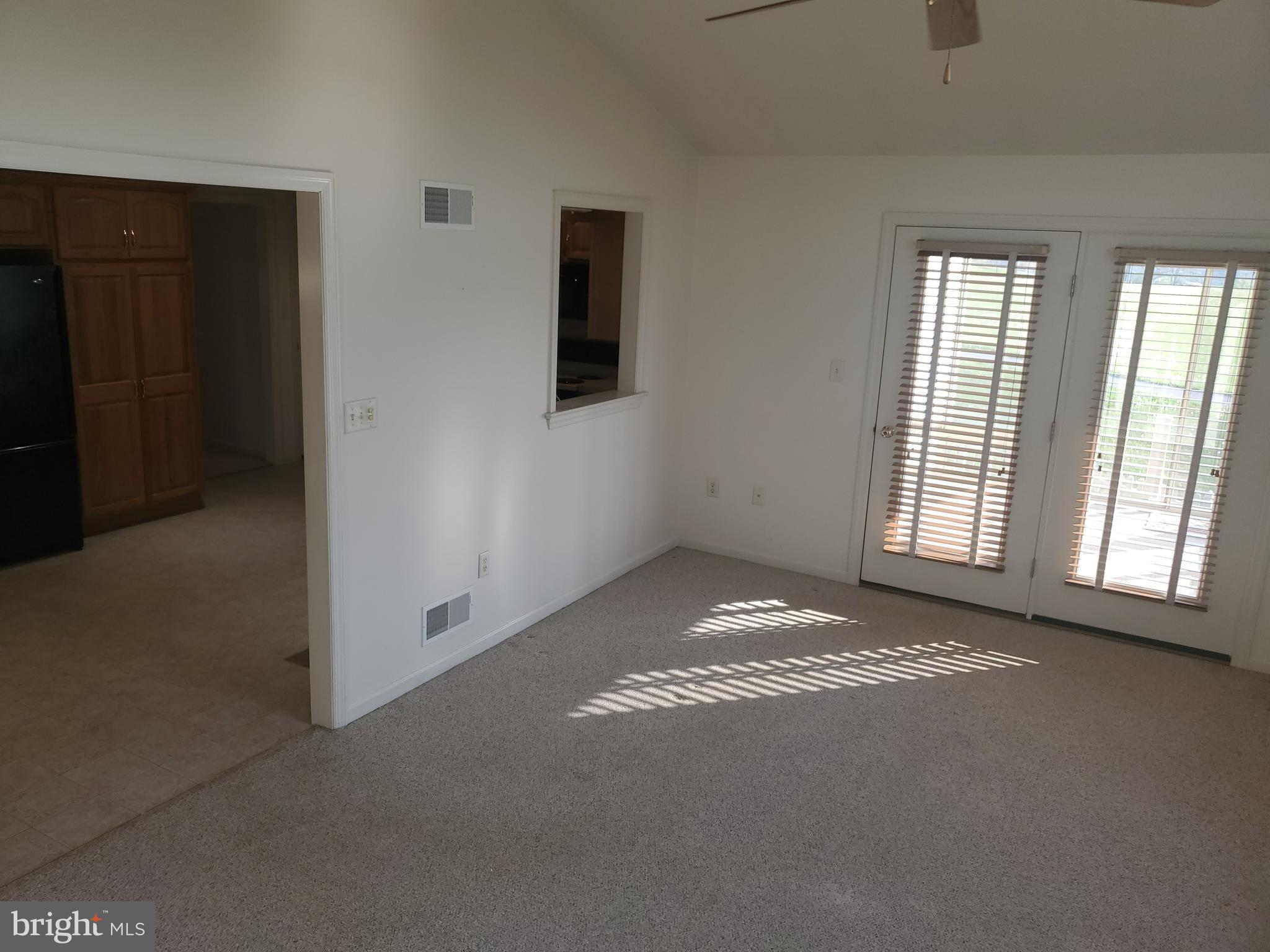 809 West Ridge Road Elizabethtown, PA 17022 - Photo 16 of 51 Alt. View Family Room