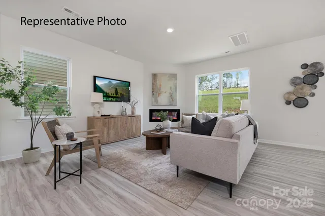 $319,990 | 1434 Mammoth Road, Hickory, NC 28602