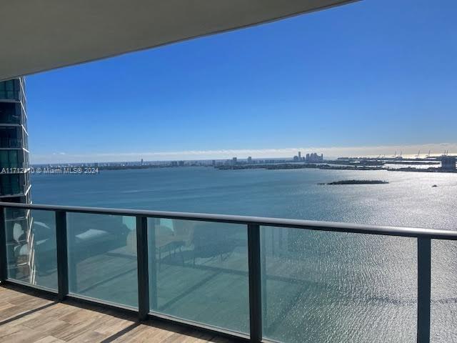 650 Northeast 32nd Street, Unit 3606 Miami, FL 33137 - Photo 19 of 20 a view of ocean view