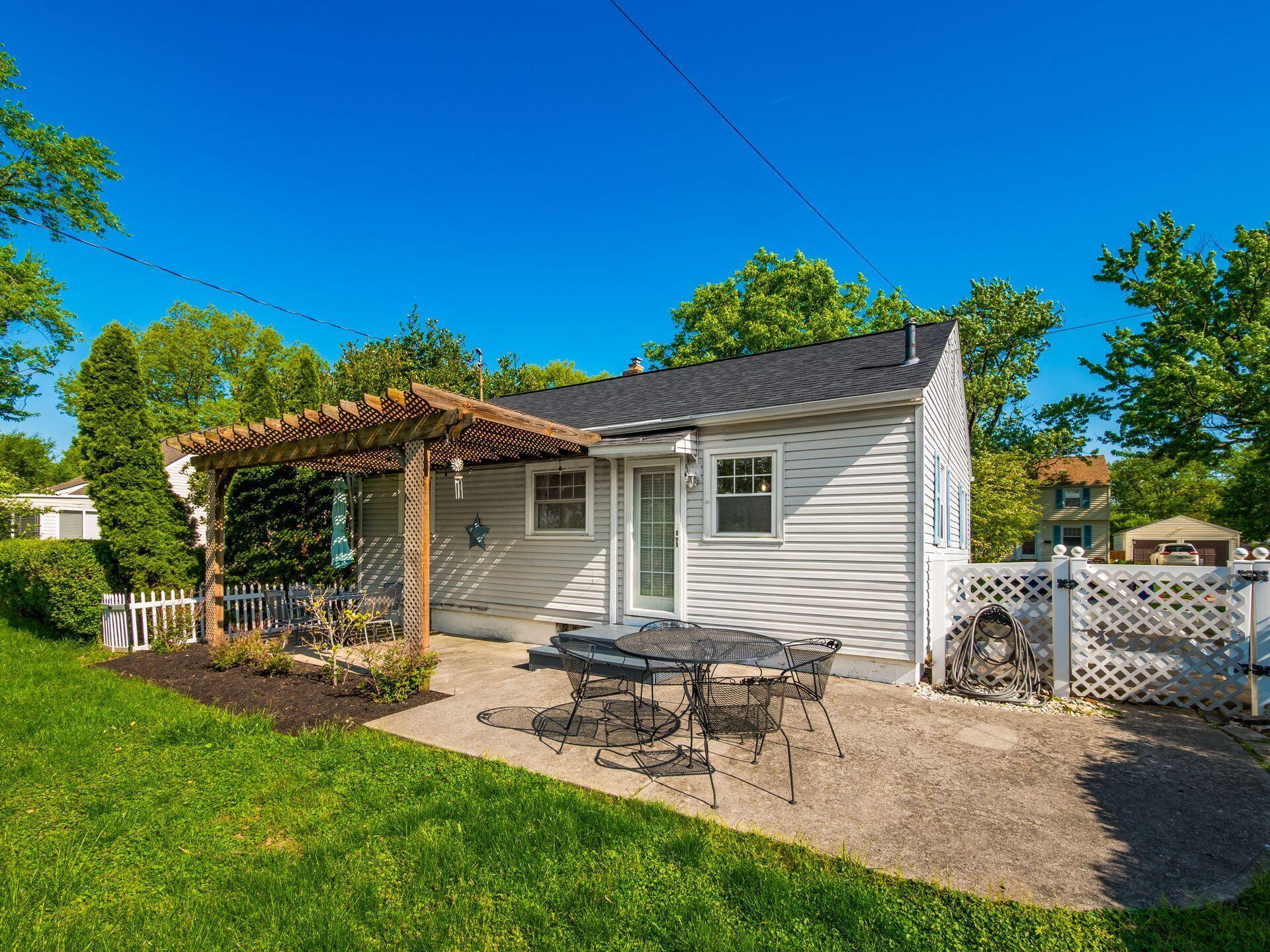 199 East Weisheimer Road Columbus, OH 43214 - Photo 22 of 33 rear view