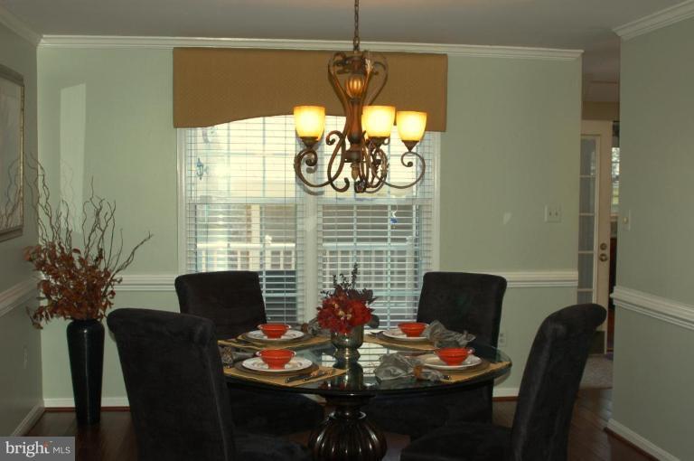 6566 Forsythia Street Springfield, VA 22150 - Photo 6 of 27 Dining Room
