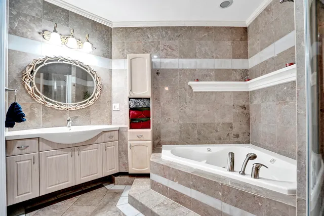 $8,500 | 600 Circle Drive, Pompano Beach, FL 33062