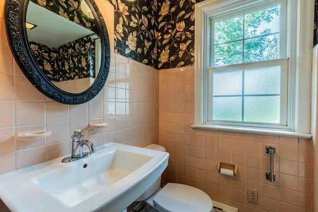 a bathroom with a bathtub