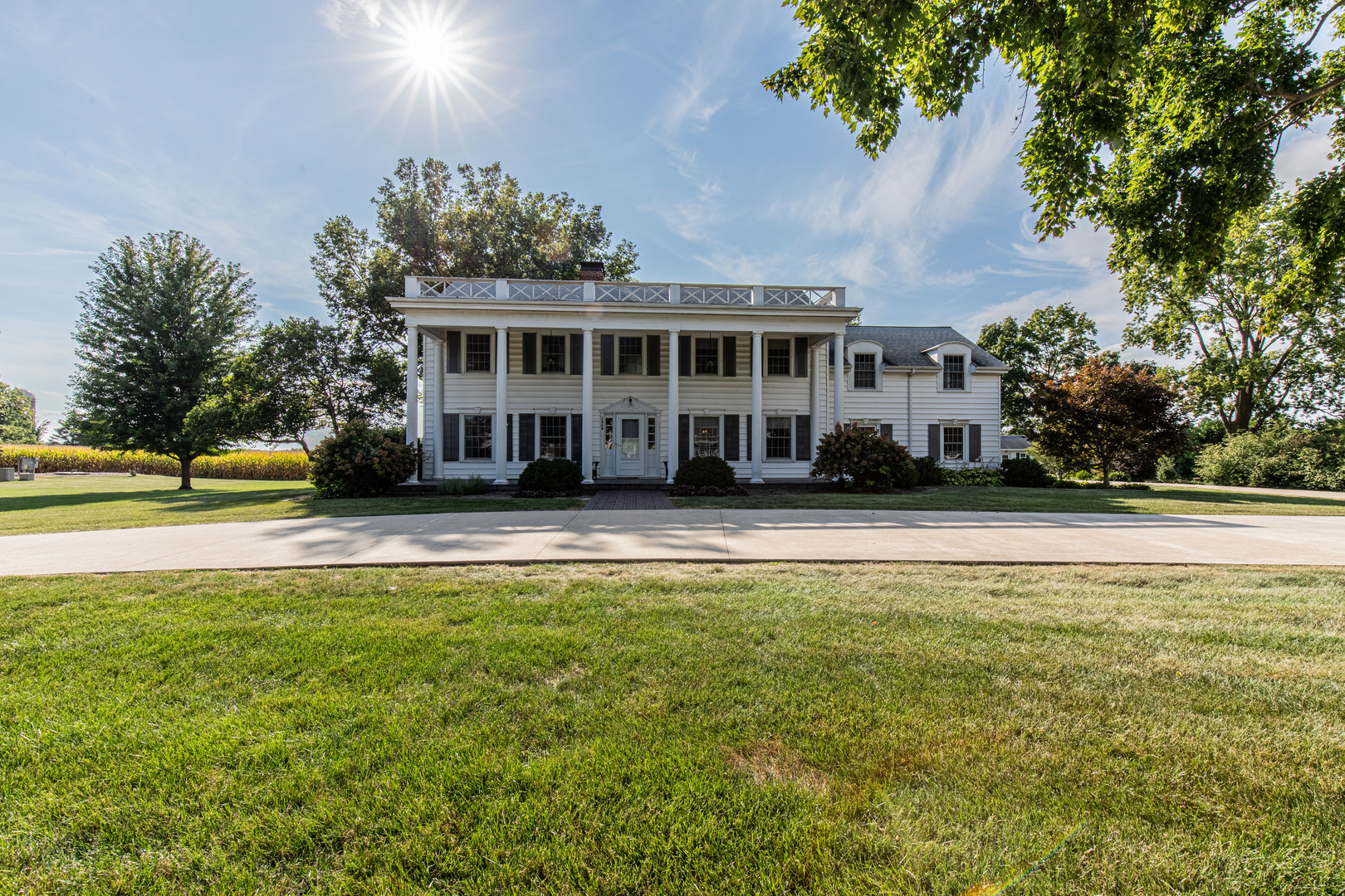 1840 South Main Street Princeton, IL 61356 - Photo 2 of 51 a front view of a house with a yard