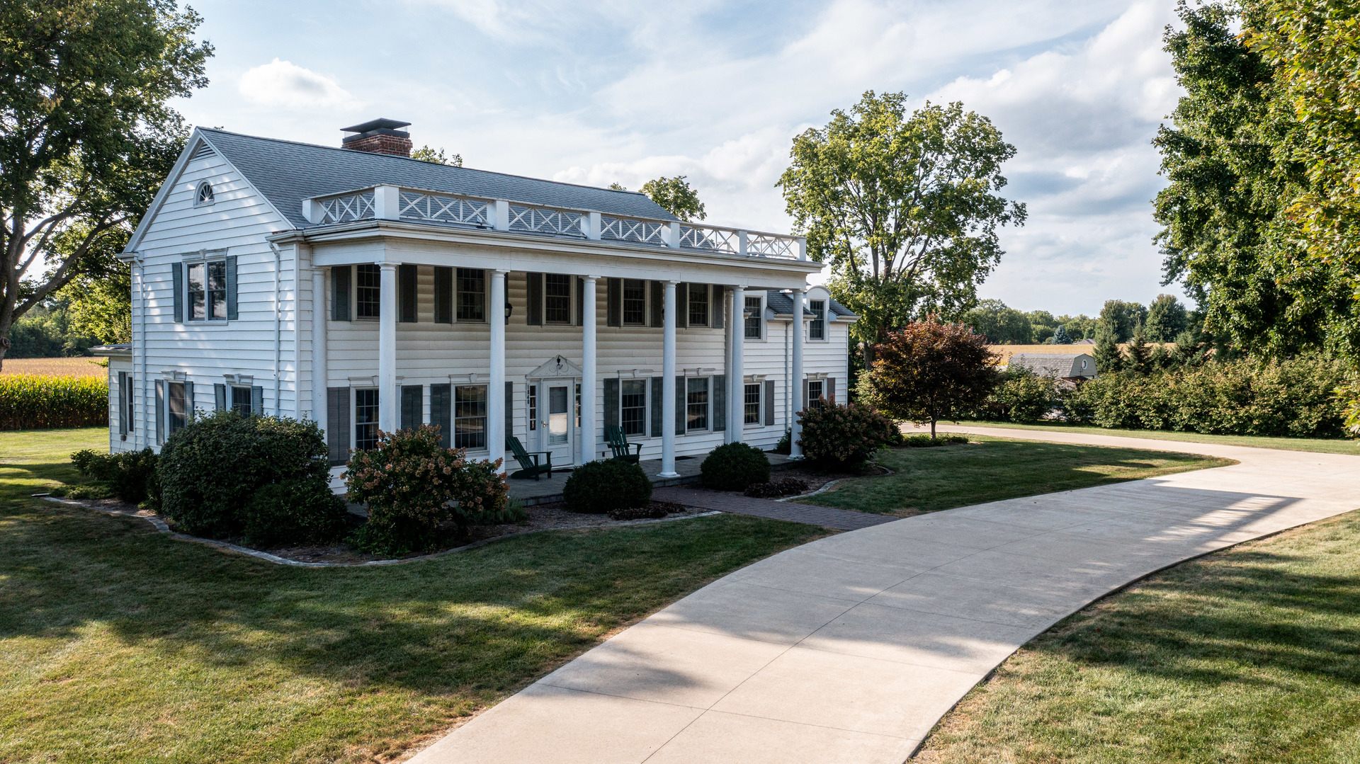 1840 South Main Street Princeton, IL 61356 - Photo 49 of 51 a view of a house with a garden