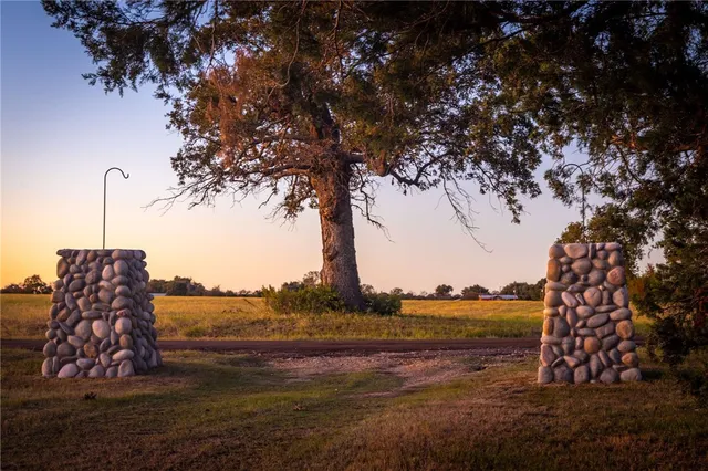 $699,000 | 1761 Lcr 822, Groesbeck, TX 76642