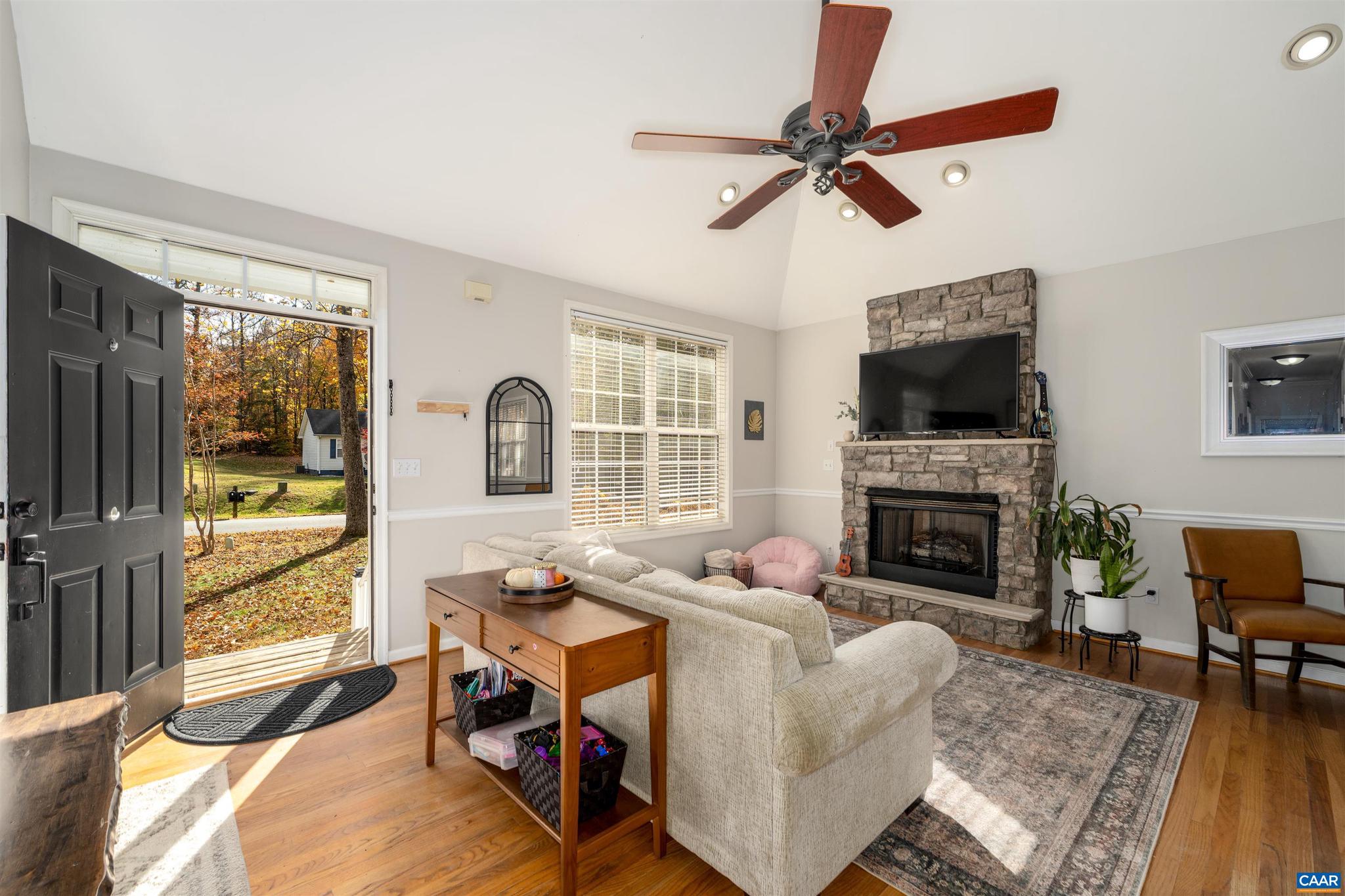 36 Hatchechubee Road Palmyra, VA 22963 - Photo 6 of 56