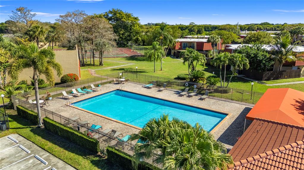 22940 Oxford Place, Unit C Boca Raton, FL 33433 - Photo 56 of 60