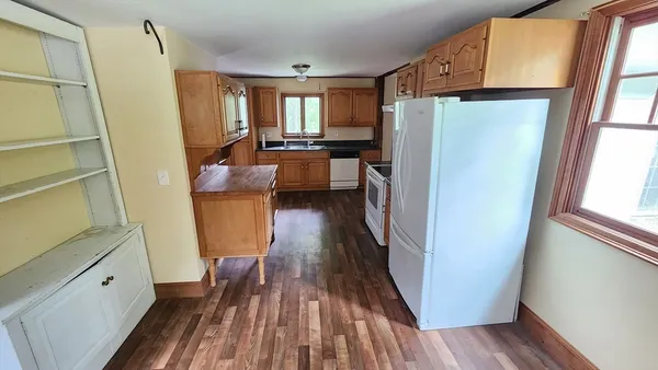 $594,000 | 64 Meadow Road, Townsend, MA 01469