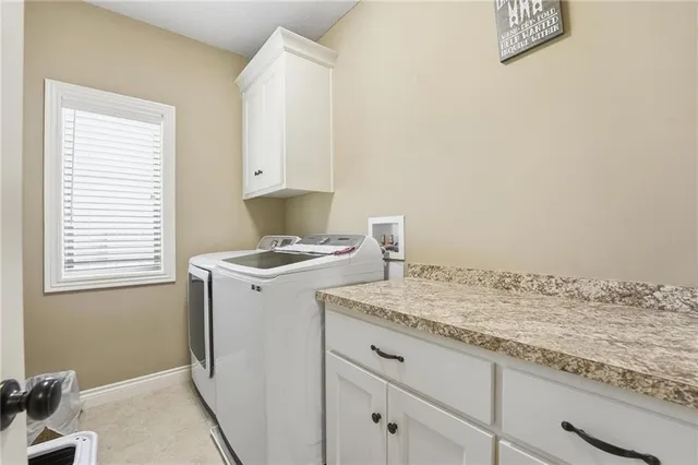 $575,000 | 2204 Northeast 111th Terrace, Kansas City, MO 64155