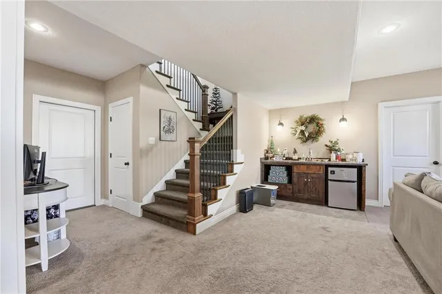 $575,000 | 2204 Northeast 111th Terrace, Kansas City, MO 64155