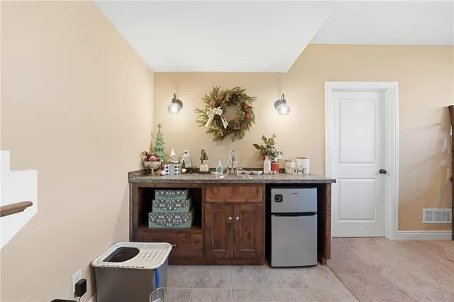 $575,000 | 2204 Northeast 111th Terrace, Kansas City, MO 64155