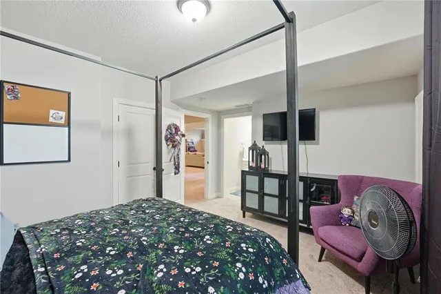 $575,000 | 2204 Northeast 111th Terrace, Kansas City, MO 64155