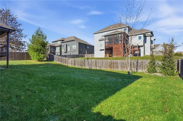 $575,000 | 2204 Northeast 111th Terrace, Kansas City, MO 64155