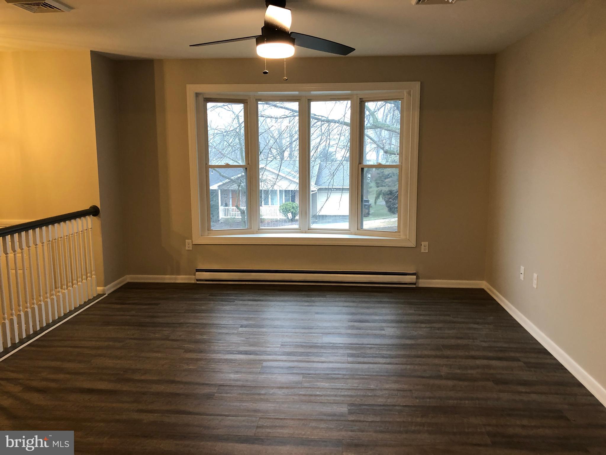406 Hillside Road New Cumberland, PA 17070 - Photo 5 of 20 Gallery Image 5