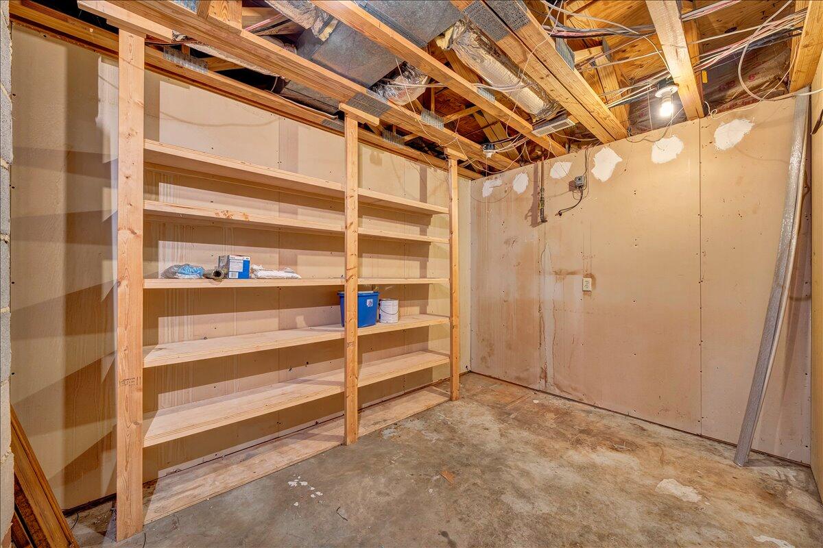 159 Windmere Trail Moneta, VA 24121 - Photo 46 of 88 Storage