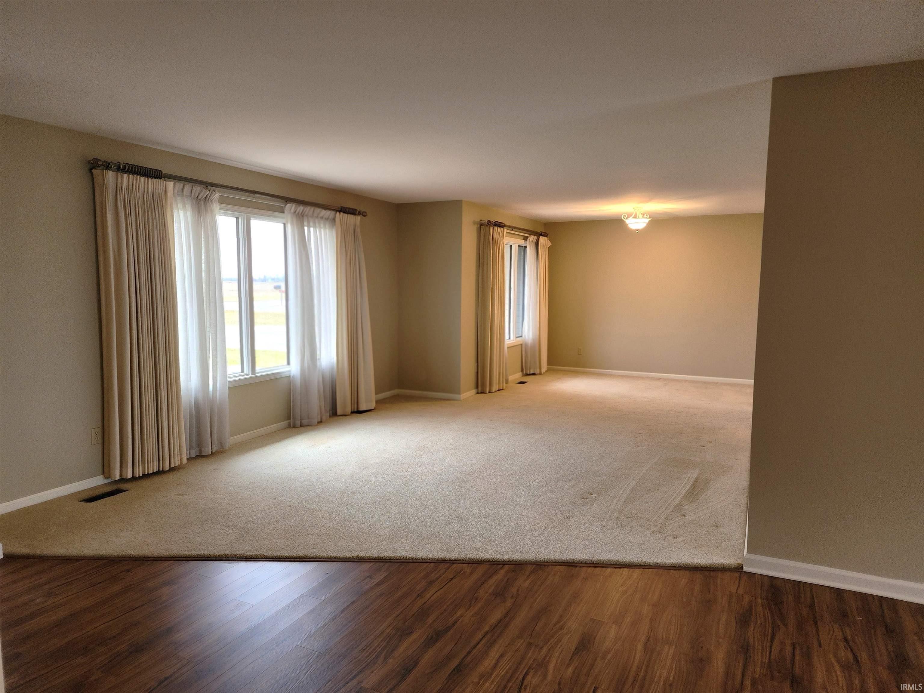 2016 Pleasant Ridge Road Fort Wayne, IN 46819 - Photo 3 of 30