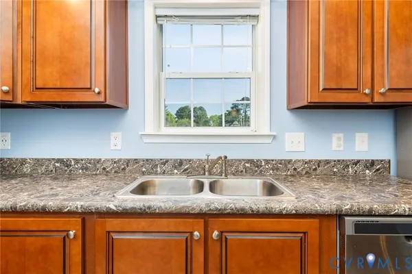 $285,000 | 147 Pleasant Shade Drive, Emporia, VA 23847