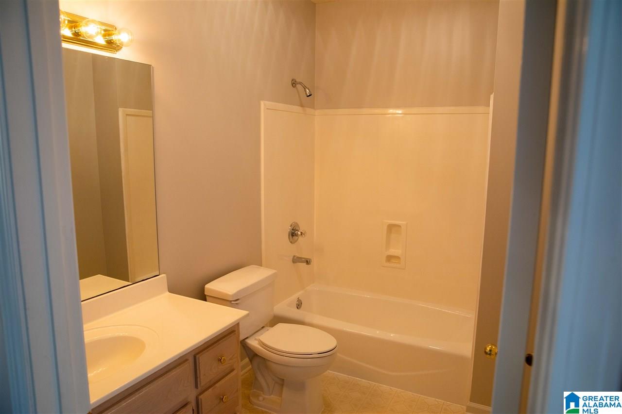 5137 Alex Way Birmingham, AL 35215 - Photo 11 of 35