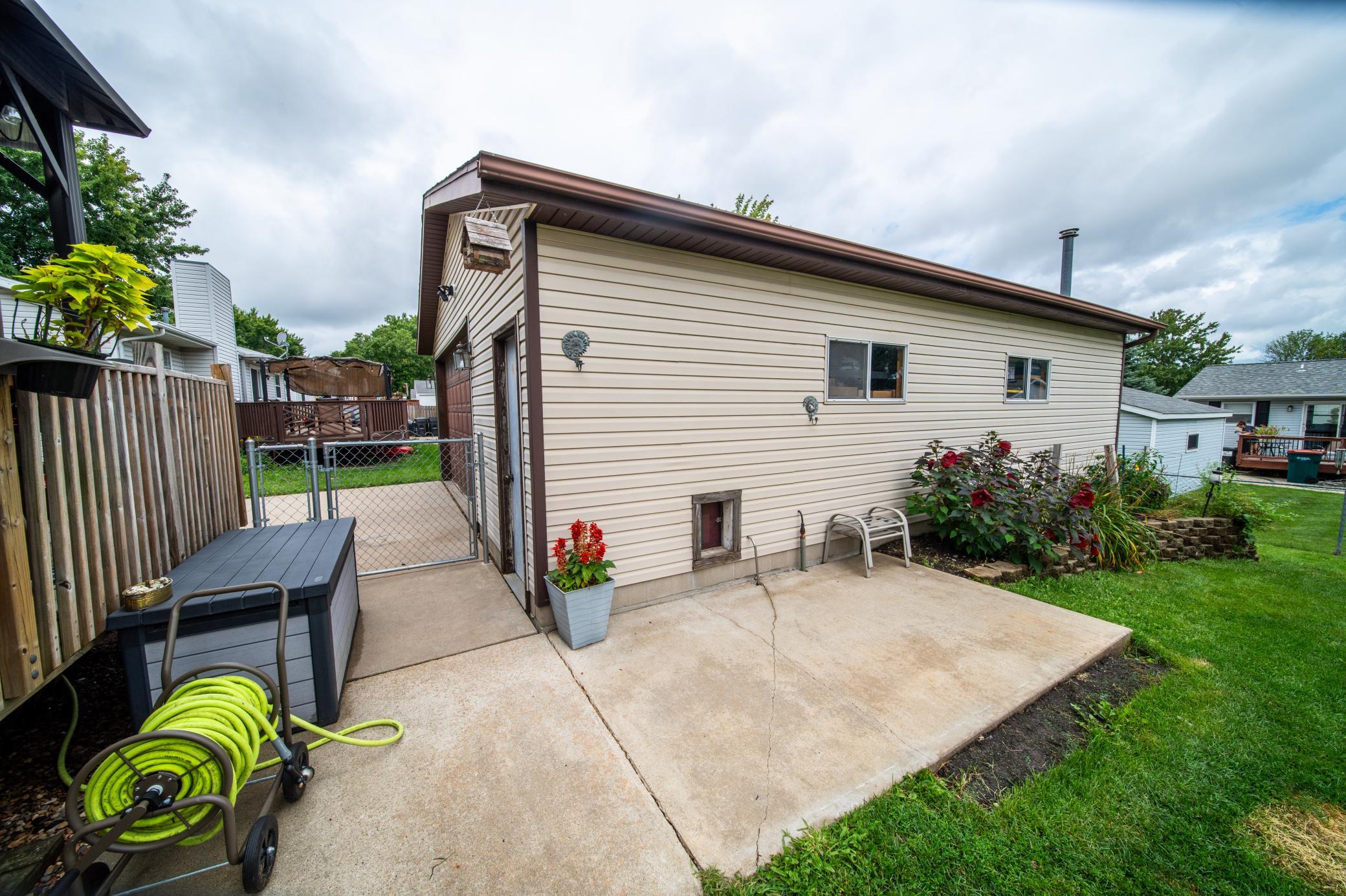 2029 49 1/2 Street Northwest Rochester, MN 55901 - Photo 8 of 42
