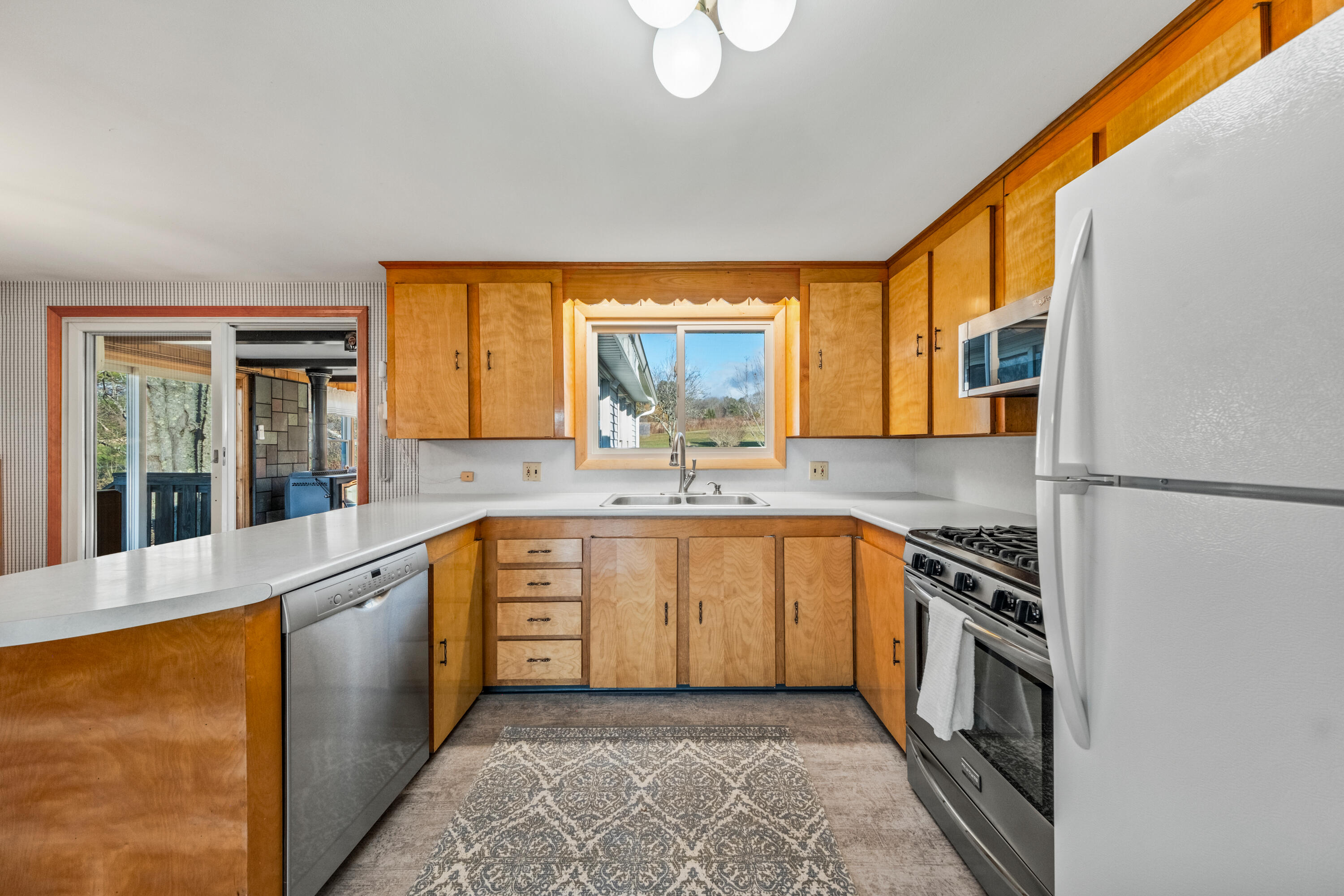 38 Conary Lane Warren, ME 04864 - Photo 16 of 71 Kitchen