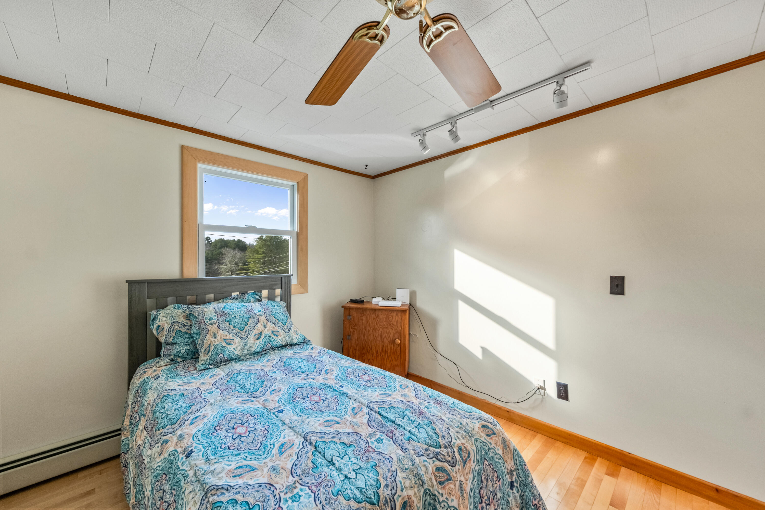 38 Conary Lane Warren, ME 04864 - Photo 29 of 71 Second bedroom