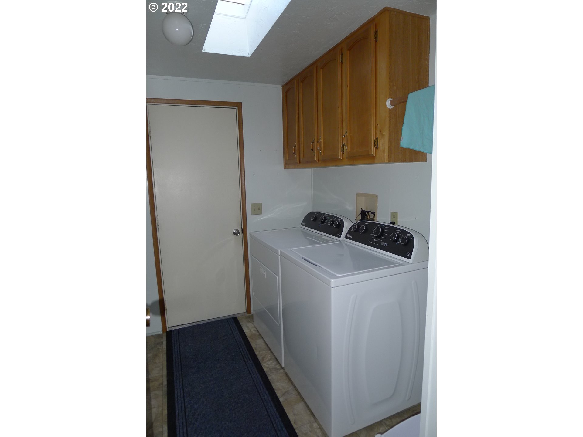 100 River Bend Road, Unit 52 Reedsport, OR 97467 - Photo 14 of 32 a utility room with dryer and washer