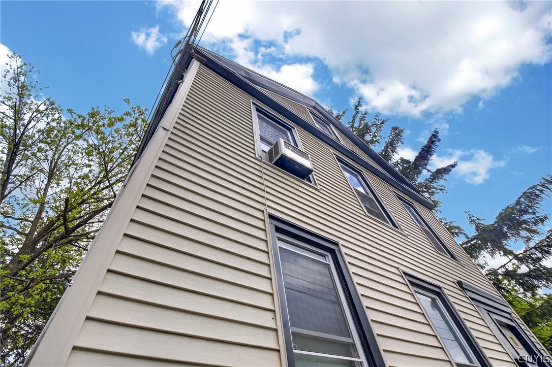 613 Spring Street Utica, NY 13502 - Photo 9 of 16